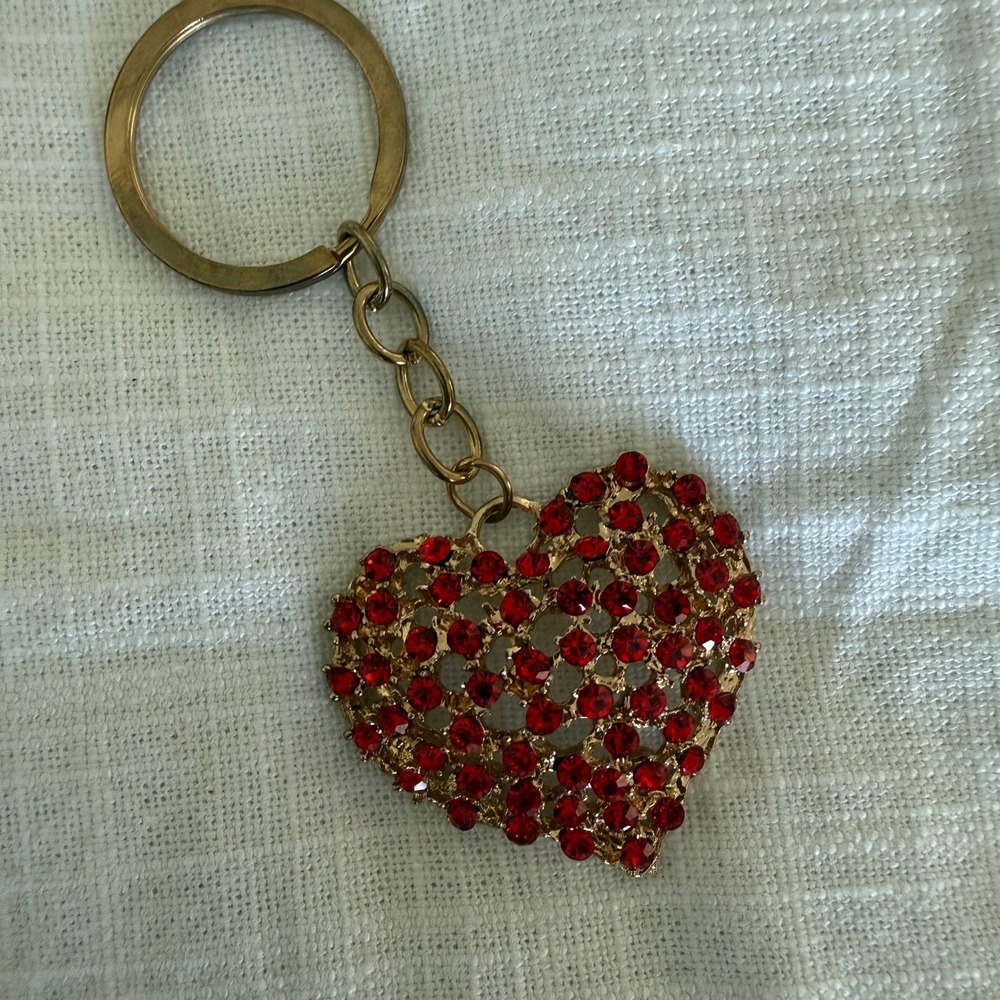 Gold Tone Red‎ Rhinestone Heart Keychain Puffy Crystal Bag Charm Fob Accessory